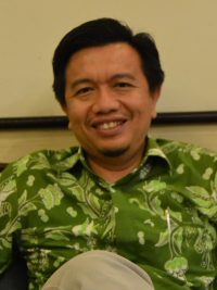 dosen-farmasi-uii-yandi-syukri