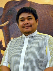 dosen-ari-wibowo