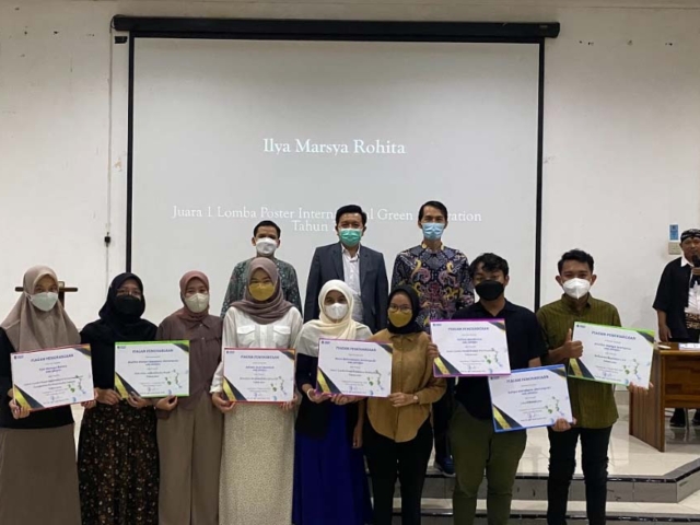 Studium Generale Prodi Farmasi Program Sarjana UII tahun 2022