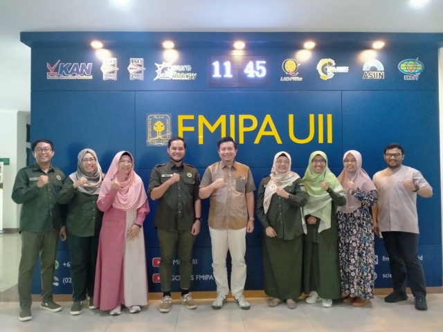Kunjungan Studi Banding Fakultas Farmasi Universitas Jenderal Achmad Yani